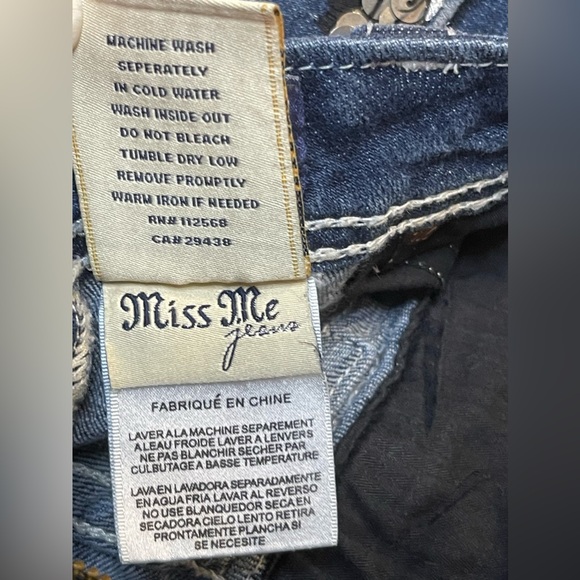 Miss Me Straight Leg Denim Jeans Big Bling Size 27 - Picture 13 of 15